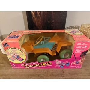 Meritus 1995 Girl Friend‎ ATV Radio Control Spinning Cycle Toy For Kids